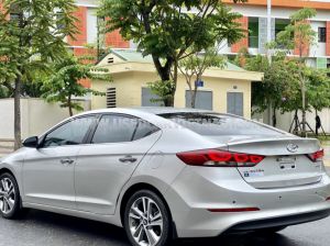 Xe Hyundai Elantra 2.0 AT 2016