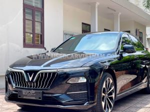 Xe VinFast Lux A 2.0 Premium 2.0 AT 2021