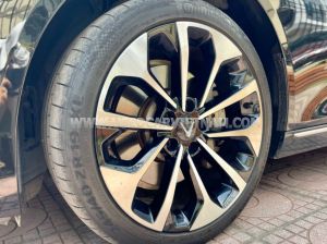 Xe VinFast Lux A 2.0 Premium 2.0 AT 2021