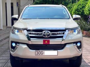 Xe Toyota Fortuner 2.7V 4x2 AT 2018