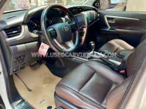 Xe Toyota Fortuner 2.7V 4x2 AT 2018