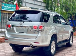 Xe Toyota Fortuner 2.7V 4x2 AT 2012