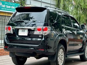 Xe Toyota Fortuner 2.7V 4x4 AT 2013