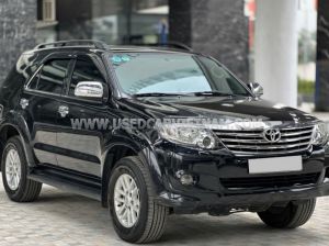 Xe Toyota Fortuner 2.7V 4x4 AT 2013