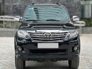 Xe Toyota Fortuner 2.7V 4x4 AT 2013