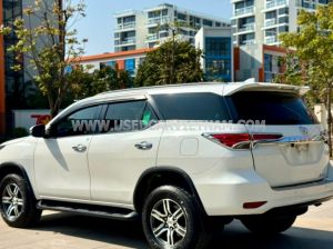 Xe Toyota Fortuner 2.4G 4x2 AT 2018