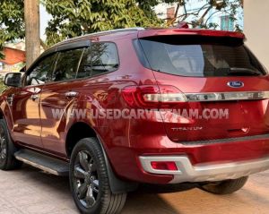 Xe Ford Everest Titanium 2.2L 4x2 AT 2016