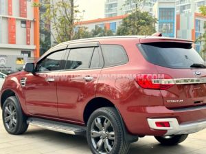 Xe Ford Everest Titanium 2.2L 4x2 AT 2016