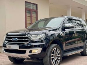 Xe Ford Everest Titanium 2.0L 4x2 AT 2018