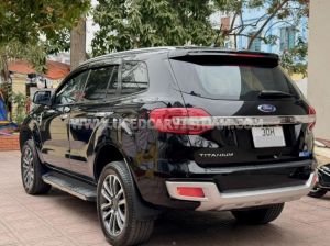 Xe Ford Everest Titanium 2.0L 4x2 AT 2018