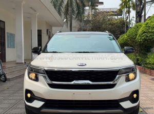 Xe Kia Seltos Luxury 1.4 AT 2020