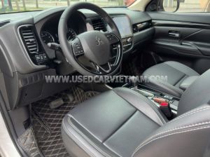 Xe Mitsubishi Outlander 2.0 CVT 2021