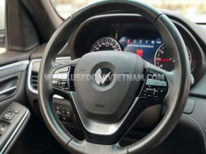 Xe VinFast Lux SA 2.0 Plus 2.0 AT 2019