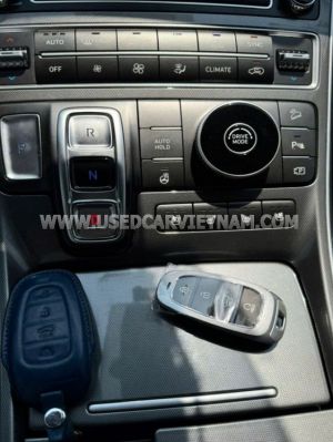 Xe Hyundai SantaFe Cao cấp 2.5L HTRAC 2022
