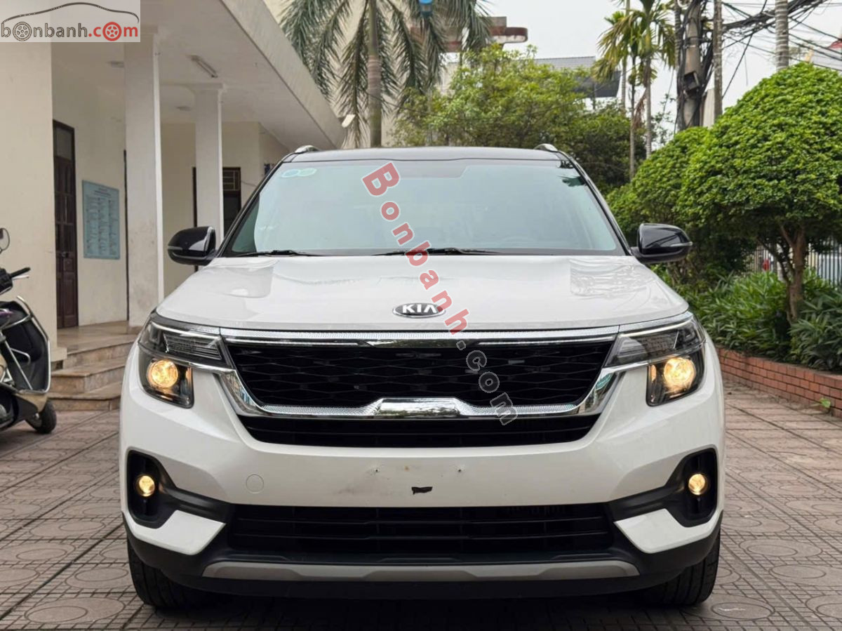 Kia Seltos Luxury 1.4 AT 2021