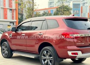Xe Ford Everest Titanium 2.2L 4x2 AT 2016