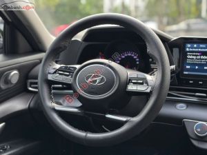 Xe Hyundai Elantra 1.6 AT Tiêu chuẩn 2024