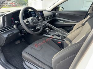Xe Hyundai Elantra 1.6 AT Tiêu chuẩn 2024