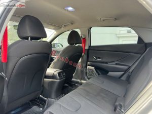 Xe Hyundai Elantra 1.6 AT Tiêu chuẩn 2024