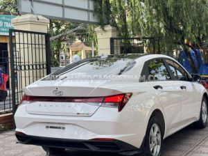 Xe Hyundai Elantra 1.6 AT Tiêu chuẩn 2024