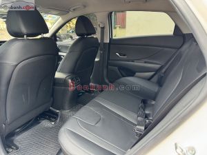 Xe Hyundai Elantra 1.6 AT Tiêu chuẩn 2024