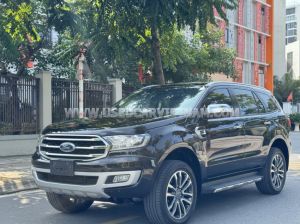 Xe Ford Everest Titanium 2.0L 4x2 AT 2018