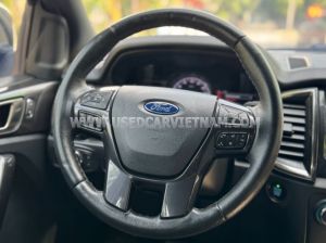 Xe Ford Everest Titanium 2.0L 4x2 AT 2018