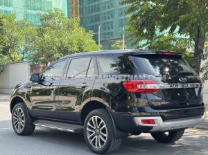 Xe Ford Everest Titanium 2.0L 4x2 AT 2018