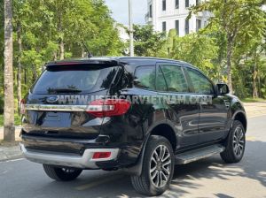 Xe Ford Everest Titanium 2.0L 4x2 AT 2018