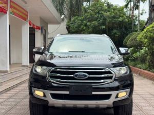 Xe Ford Everest Titanium 2.0L 4x2 AT 2018
