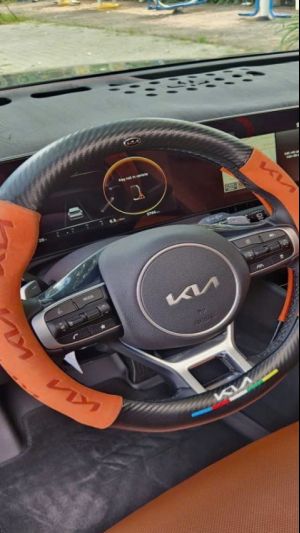Xe Kia Sportage Signature 2.0D 2025