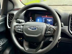 Xe Ford Ranger XLS 2.0L 4x2 AT 2023