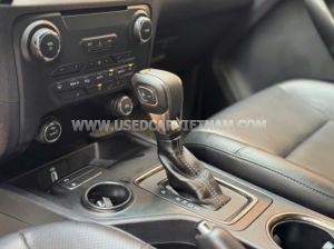 Xe Ford Everest Titanium 2.0L 4x2 AT 2018