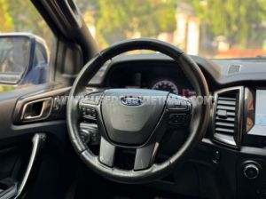 Xe Ford Everest Titanium 2.0L 4x2 AT 2018