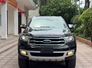 Xe Ford Everest Titanium 2.0L 4x2 AT 2018