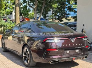 Xe VinFast Lux A 2.0 Base 2.0 AT 2019