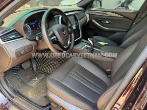 Xe VinFast Lux A 2.0 Base 2.0 AT 2019