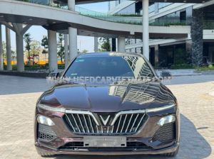 Xe VinFast Lux A 2.0 Base 2.0 AT 2019