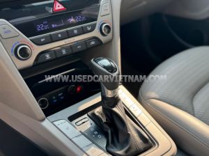 Xe Hyundai Elantra 2.0 AT 2018