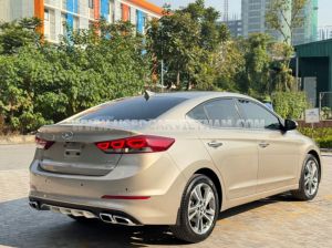 Xe Hyundai Elantra 2.0 AT 2018