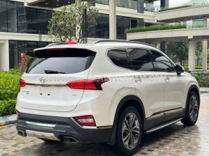 Xe Hyundai SantaFe Cao cấp 2.4L HTRAC 2021