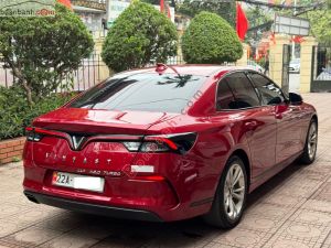 Xe VinFast Lux A 2.0 Base 2.0 AT 2021