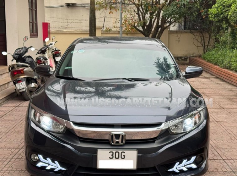 Honda Civic 1.8 E
