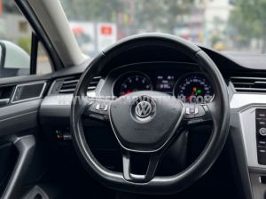 Xe Volkswagen Passat 1.8 Bluemotion 2017