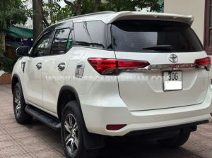Xe Toyota Fortuner 2.7V 4x2 AT 2018