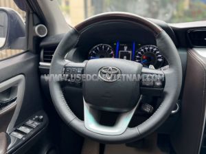 Xe Toyota Fortuner 2.7V 4x2 AT 2018