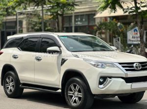 Xe Toyota Fortuner 2.7V 4x2 AT 2018