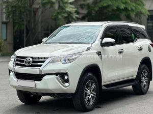 Xe Toyota Fortuner 2.7V 4x2 AT 2018