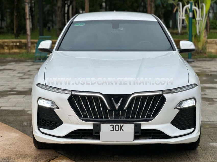 VinFast Lux A 2.0 Tiêu chuẩn