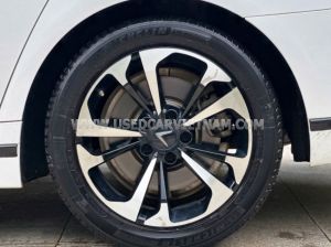 Xe VinFast Lux A 2.0 Tiêu chuẩn 2022